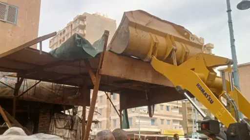 نائب محافظ مطروح: يقود حملات مكثفة لإزالة جميع... نائب محافظ مطروح: يقود حملات مكثفة لإزالة جميع أنواع الإشغالات المخالفة أمام المحال التجارية