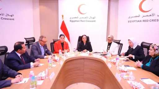 القومي للمرأة يوقع بروتوكولي تعاون مع الهلال الأحمر... القومي للمرأة يوقع بروتوكولي تعاون مع الهلال الأحمر المصري لدعم المرأة الفلسطينية وتدريب الكوادر