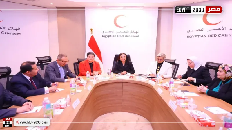 القومي للمرأة يوقع بروتوكولي تعاون مع الهلال الأحمر المصري