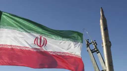 القناة 12 الإسرائيلية: ترجيحات برد إيراني حاسم ضد إسرائيل حال تلقي ضربة أمريكية