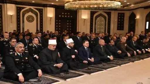 وزير الداخلية ومفتي الجمهورية ومحافظ القاهرة يؤدون صلاة... وزير الداخلية ومفتي الجمهورية ومحافظ القاهرة يؤدون صلاة الجمعة بمسجد الشرطة