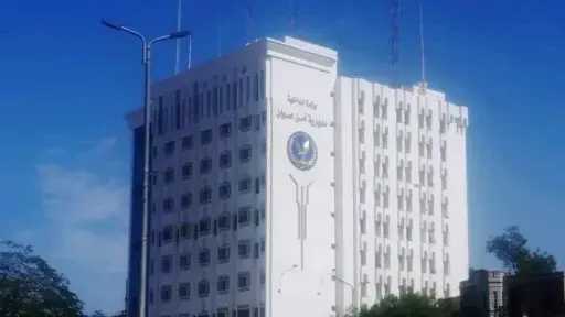 ضبط مراكبي أشعل النيران بمطعم ومركب شراعي في... ضبط مراكبي أشعل النيران بمطعم ومركب شراعي في أسوان