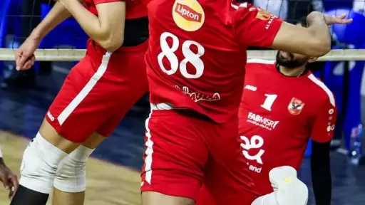 «رجال طائرة الأهلي» يفوز على الزمالك في دوري المرتبط