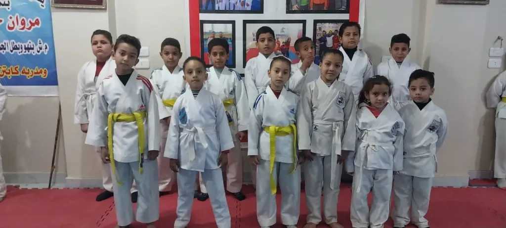 مشاركة واسعة لأكاديميات الكاراتيه في اختبارات ترقي الأحزمة بسوهاج
