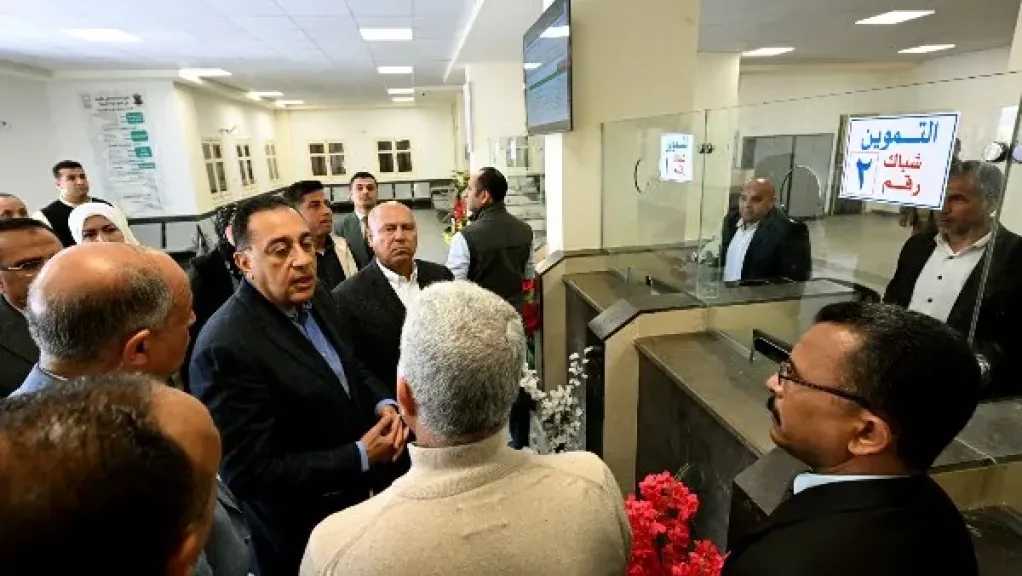 رئيس الوزراء يتفقد سير العمل بالمركز التكنولوجي بقرية ”تونا الجبل” بالمنيا