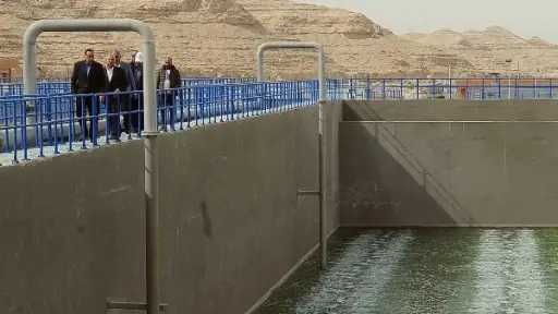 رئيس الوزراء يتفقد محطة معالجة الصرف الصحي الثلاثية بني حسن الشروق بالمنيا