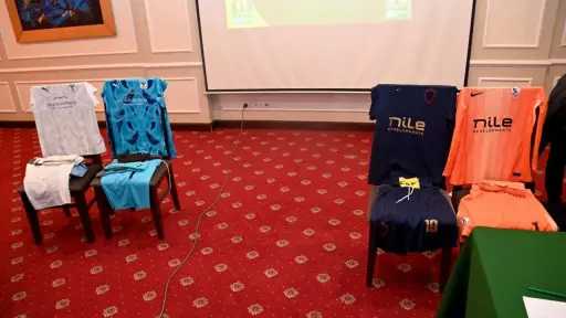 الزمالك يرتدي الزي البديل أمام المصري في كأس... الزمالك يرتدي الزي البديل أمام المصري في كأس الكونفدرالية