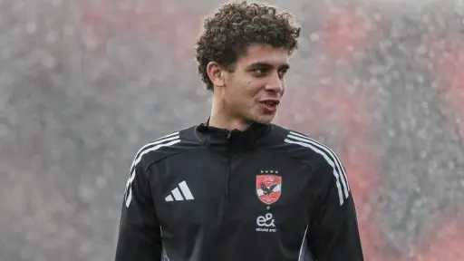 حمزة عبد الكريم ينطلق إلى برشلونة لبدء تجربة الاحتراف