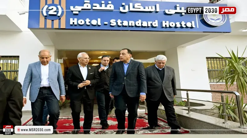 رئيس الوزراء يفتتح أول فنادق جامعة المنيا