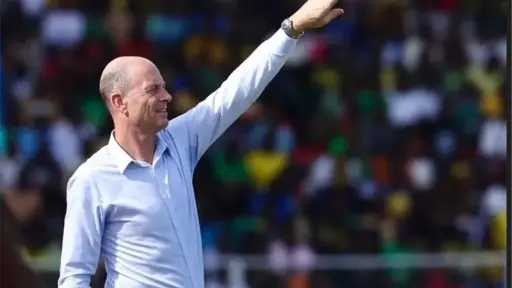 توروب يعلن قائمة الأهلي لمواجهة البنك الأهلي وظهور... توروب يعلن قائمة الأهلي لمواجهة البنك الأهلي وظهور أول لكامويش