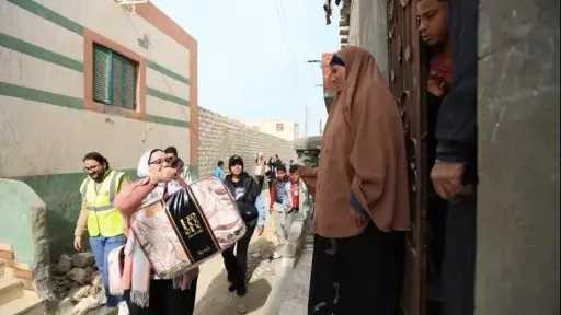 جمعية البنك الأهلي المصري للأعمال الخيرية تطلق مبادرة لتوزيع 1000 بطانية بالفيوم