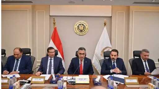 الحكومة تدرس إدراج السكر بالبورصة السلعية لضبط الأسواق الحكومة تدرس إدراج السكر بالبورصة السلعية لضبط الأسواق