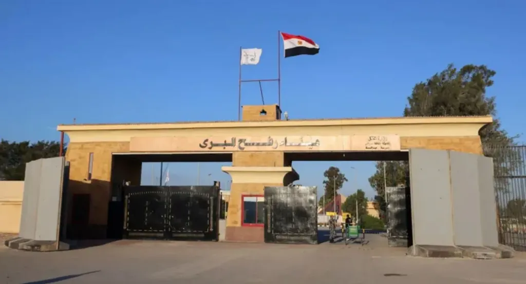 فتح معبر رفح