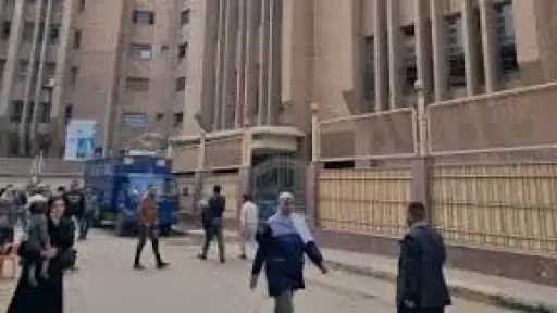 15 عامًا سجنا لشاب أحرق منزل سيدة في... 15 عامًا سجنا لشاب أحرق منزل سيدة في شبرا الخيمة بالقليوبية