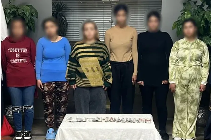 ضبط 6 سيدات
