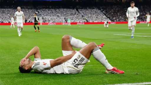 رسميًا | ريال مدريد يعلن إصابة بيلينجهام ومدة... رسميًا | ريال مدريد يعلن إصابة بيلينجهام ومدة غيابه المتوقعة