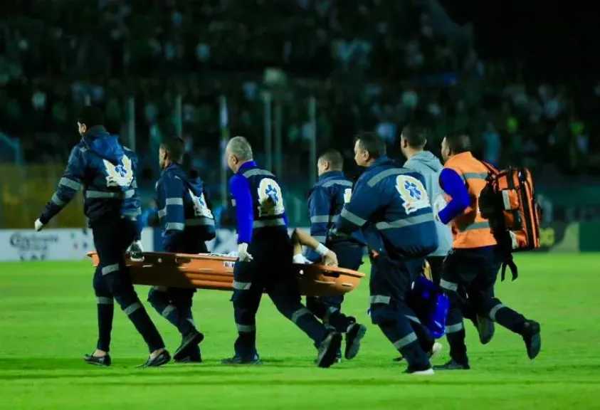 باهر المحمدي يُعلن إصابته بكسر في الترقوة بمباراة المصري والزمالك