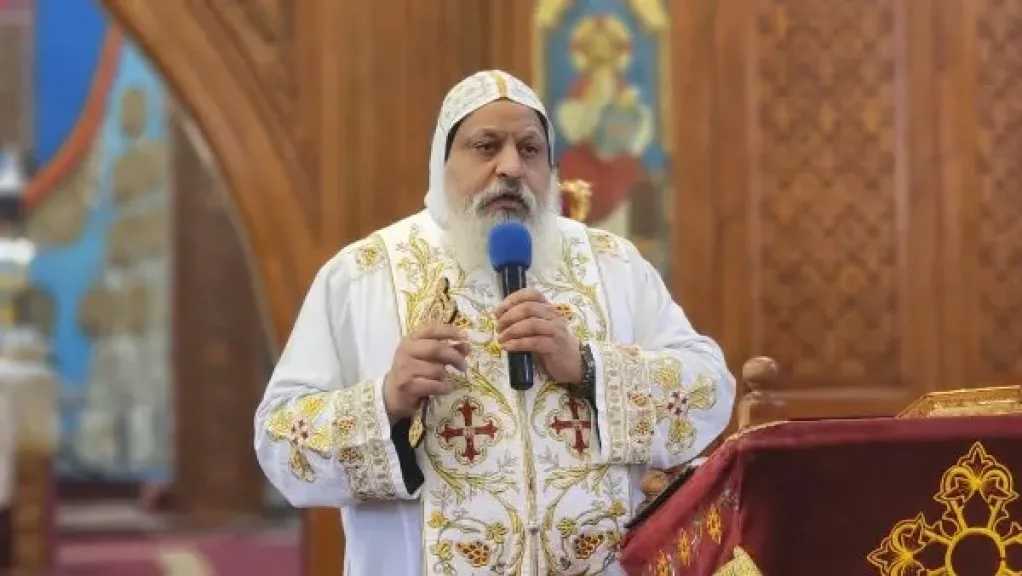 الأنبا ميخائيل يترأس القداس الشهري لشعب إيبارشية حلوان والمعصرة