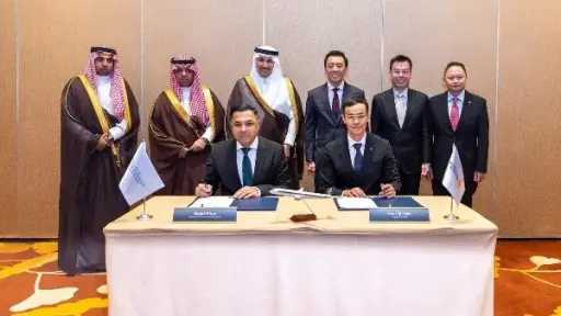 السعودية وسنغافورة توقعان اتفاقية لتعزيز الربط الجوي