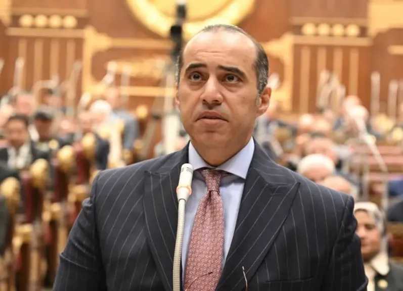 الحكومة تكشف جوهر تعديلات قانون تنظيم العمل بالمستشفيات الجامعية وموقفها من اعتراضات الأطباء