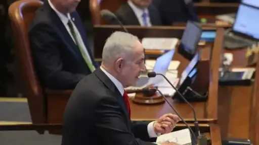 نتنياهو يخاطب الكراسي في الكنيست.. الديمقراطية من دون حضور