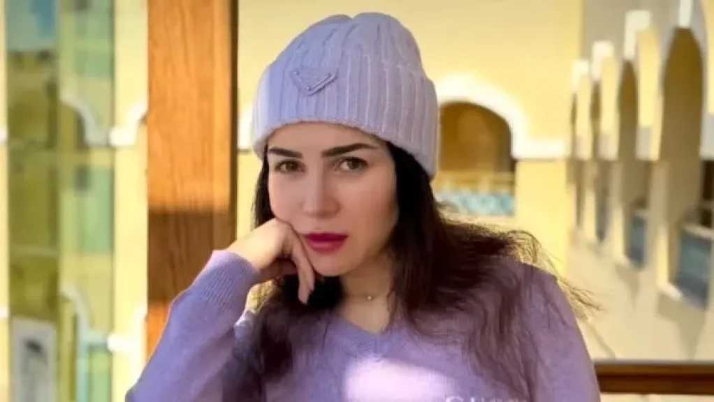 مي عز الدين تخطف الأنظار بإطلالة كاجوال في أحدث ظهور لها