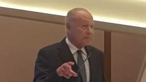 أحمد موسى عن أبو الغيط: لا علاقة ولا... أحمد موسى عن أبو الغيط: لا علاقة ولا صورة ولا لقاء ولا أي شيء بينه وبين إبستين