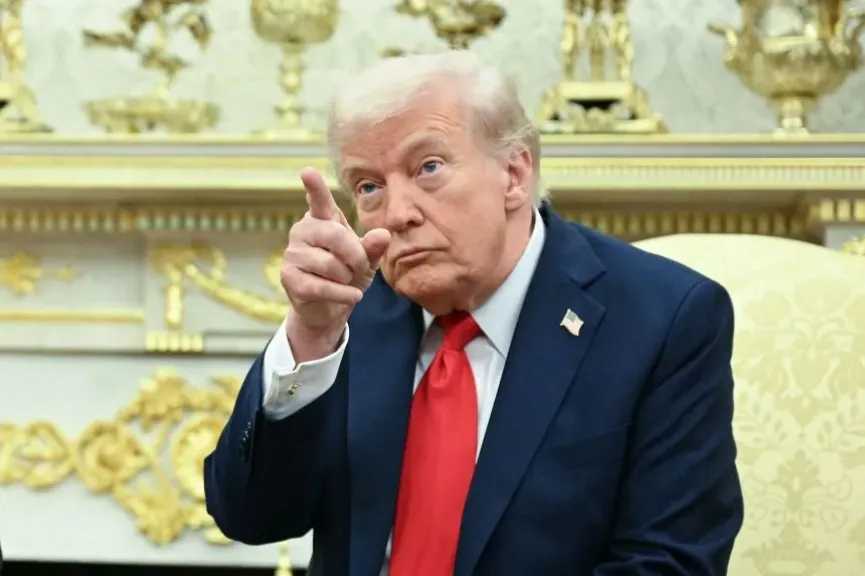 ترامب يطالب هارفارد بتعويضات قدرها مليار دولار