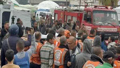 الدفاع المدني في غزة يعلن توقف مركباته عن العمل بسبب نفاد الوقود