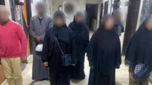 ضبط 12 متهماً لاستغلال 18 حدثاً في التسول... ضبط 12 متهماً لاستغلال 18 حدثاً في التسول وبيع السلع الإلحاحية بالقاهرة