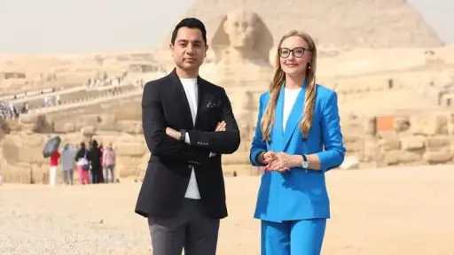 حصريًا علي شاشة التليفزيون المصري.. القناة الأولي وروسيا اليوم يحاوران رائد فضاء في المحطة الدولية