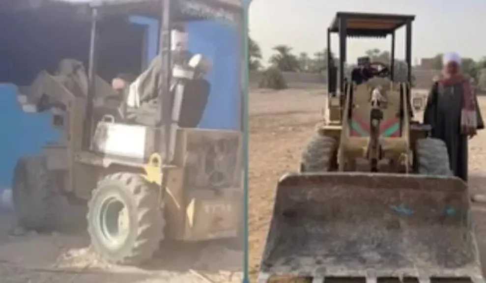 القبض على مزارع هدم منزل ابنته بسوهاج باستخدام لودر