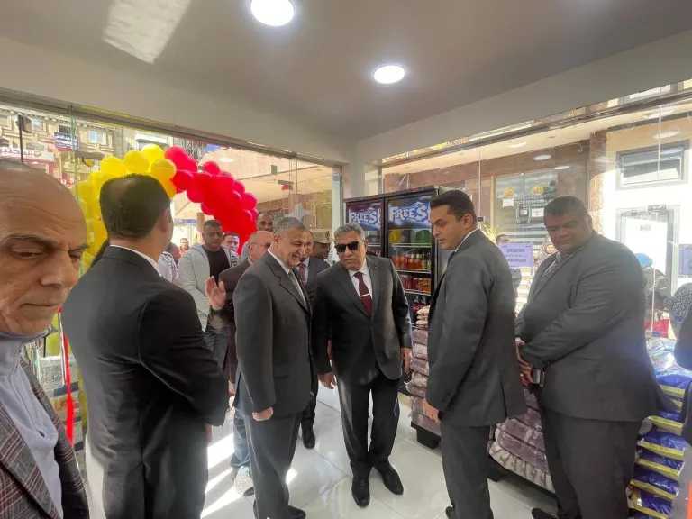 محافظ الدقهلية يفتتح منفذ جهاز مستقبل مصر للتنمية المستدامة بديوان عام المحافظة