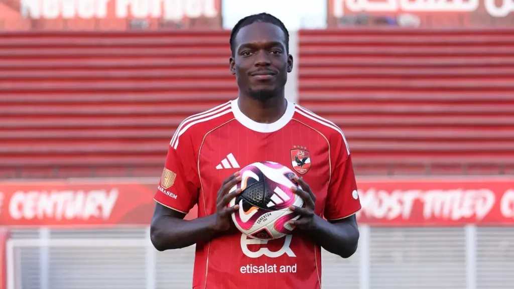 متعب: كامويش لم يقدم شيئًا مع الأهلي.. وأهدر فرصة غريبة