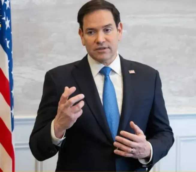 وزير الخارجية الأمريكي: مستعدون للتفاوض مع إيران وترامب يفضل دائما الحل السلمي