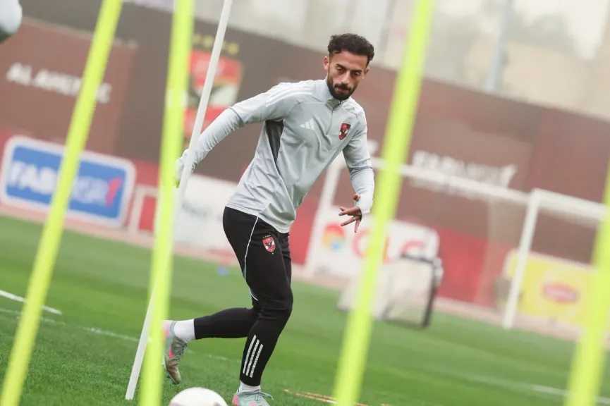 الكشف عن شرط خاص في عقد أحمد عبد القادر مع الأهلي