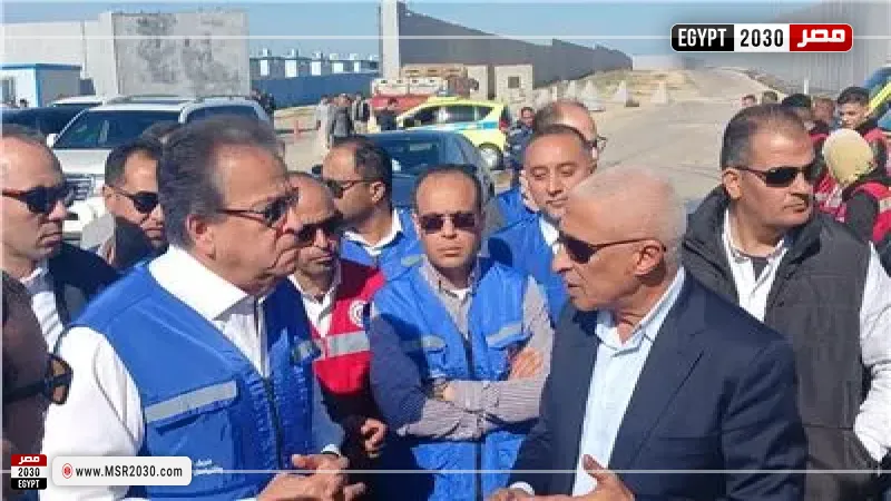 جانب من جولة وزير الصحة 