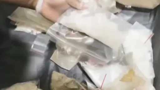 ”الداخلية الكويتية” تضبط آسيويًا بحوزته 10 كيلوجرامات من الهيروين والشبو