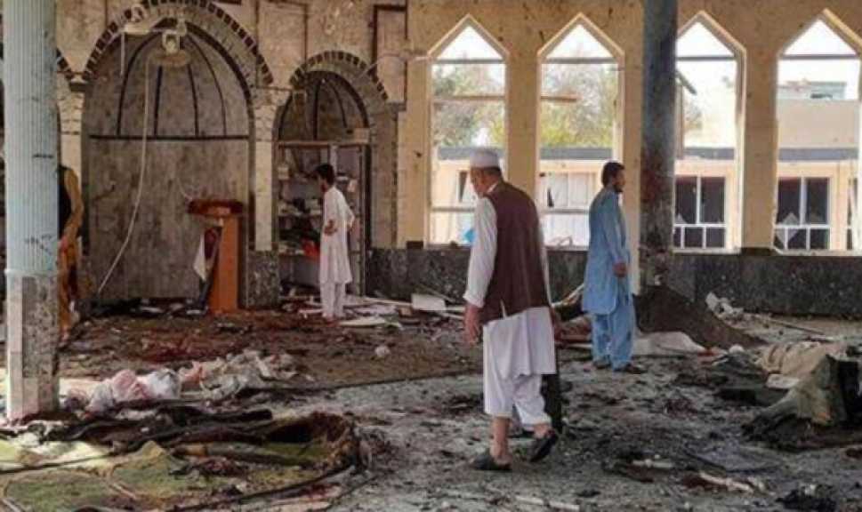 داعش يتبنى تفجير مسجد في إسلام آباد ويكشف هوية الانتحاري