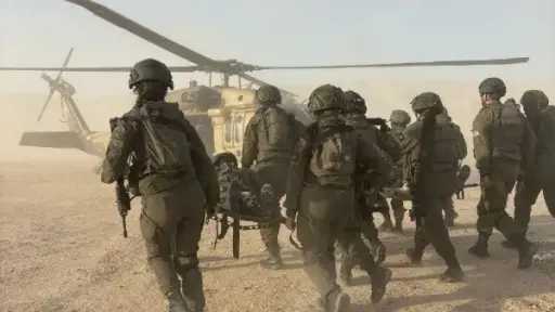 مشتبه به يهاجم مقاتلة بجيش الاحتلال في قاعدة إسرائيلية بوادي الأردن