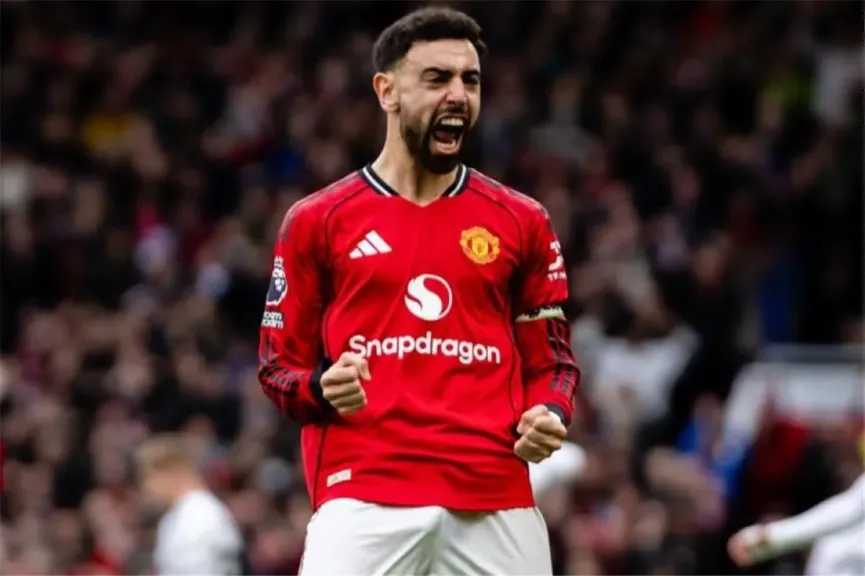 متفوقًا على رونالدو.. برونو فرنانديز يدوّن رقمًا قياسيًا جديدًا في تاريخ مانشستر يونايتد