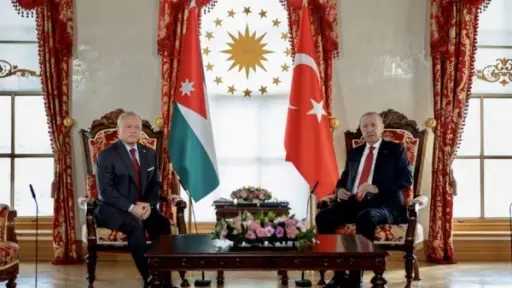 ملفات الاقتصاد والاستثمار والصناعة والتعاون العسكري على أجندة ملك الأدرن وأردوغان