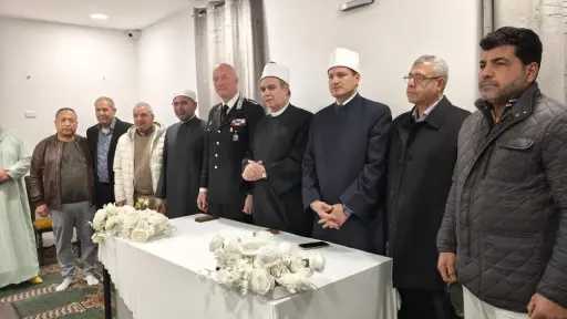 بتوجيهات من الإمام الأكبر.. وفد أزهري يعقد لقاءات علمية في 3 مراكز بإيطاليا ويلتقي كبار المسئولين