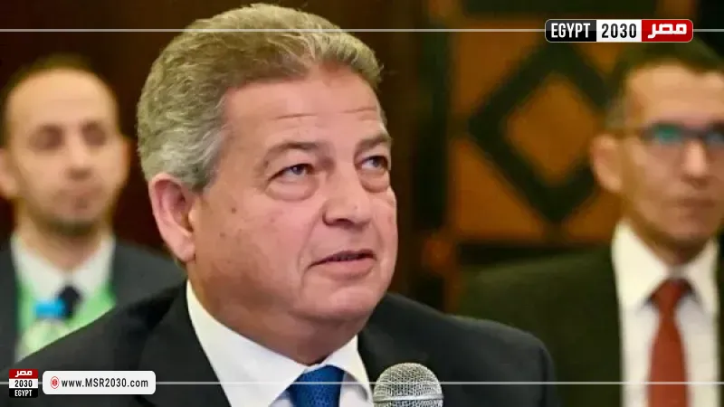 خالد عبد العزيز