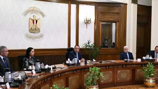 رئيس الوزراء يستعرض الموقف التنفيذي لمشروع التحول الرقمي لهيئة التأمينات الاجتماعية