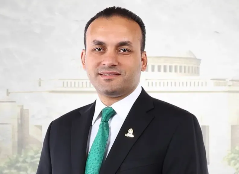 النائب عمرو فهمي 