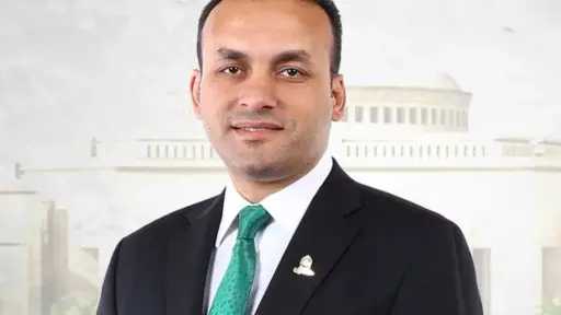 النائب عمرو فهمي يطالب بإطار زمني واضح لمناقشة ملفات الجمارك وتعزيز الشفافية لحماية حقوق الدولة والمستثمرين