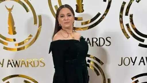 رحمة أحمد تروج لمسلسل عرض وطلب