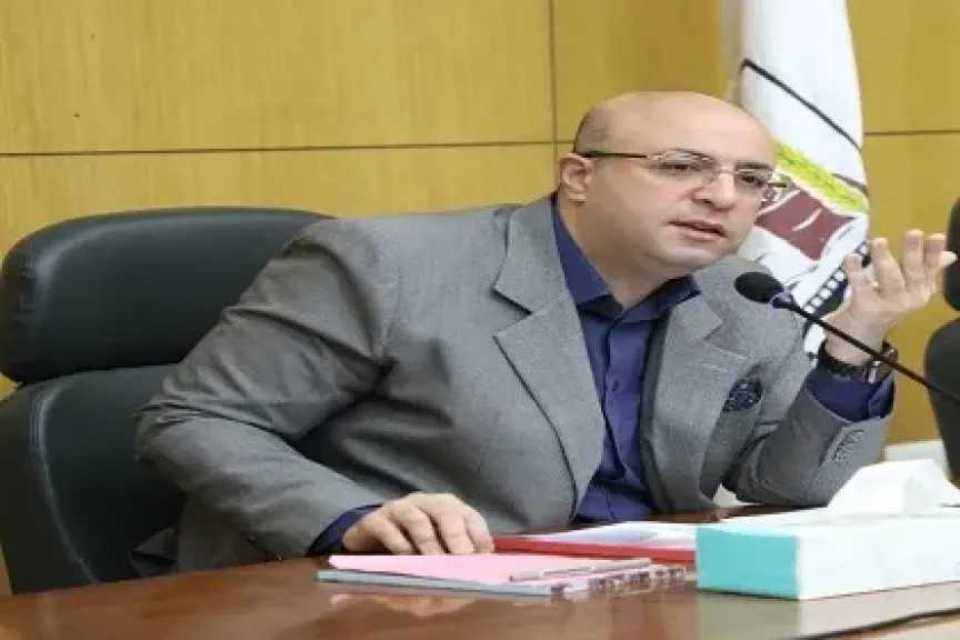 محافظ بني سويف يتابع تنفيذ حلول مشكلات ومطالب المواطنين