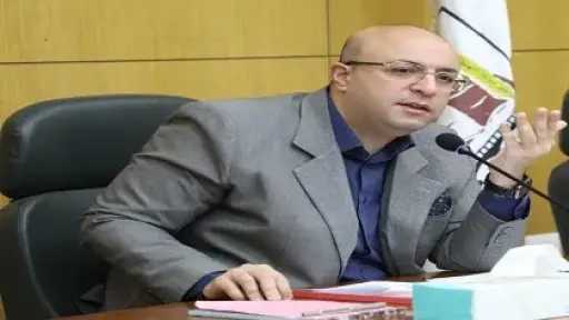 محافظ بني سويف يتابع تنفيذ حلول مشكلات ومطالب المواطنين